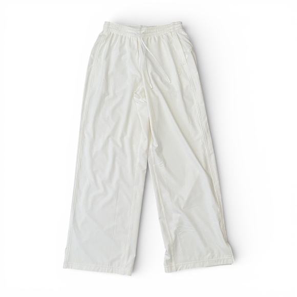 Lululemon Court Rival Wide Leg Track Pant - Picture 2 of 10